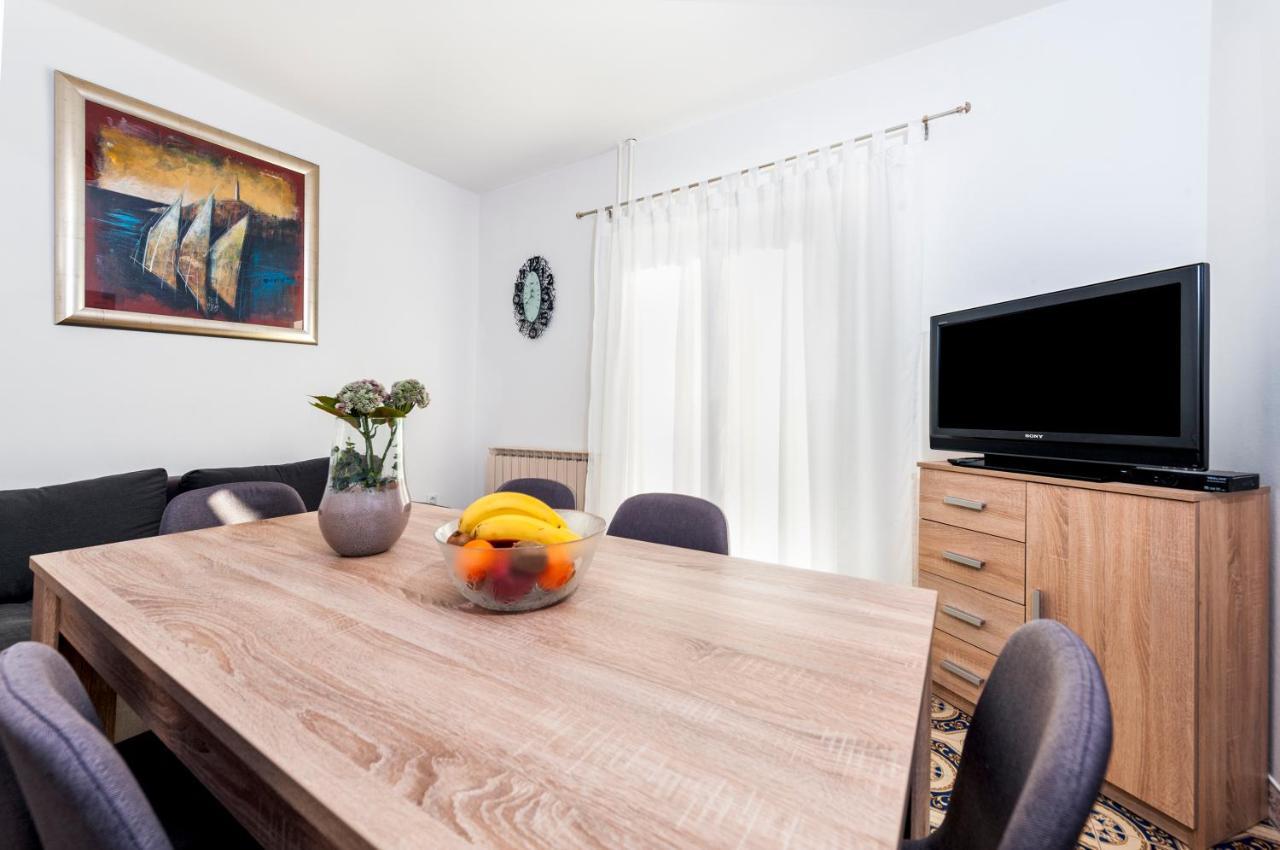 Apartment Ivo 罗维尼 外观 照片