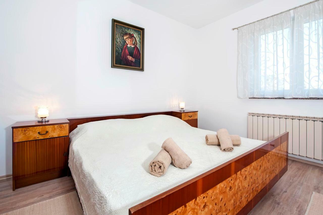 Apartment Ivo 罗维尼 外观 照片